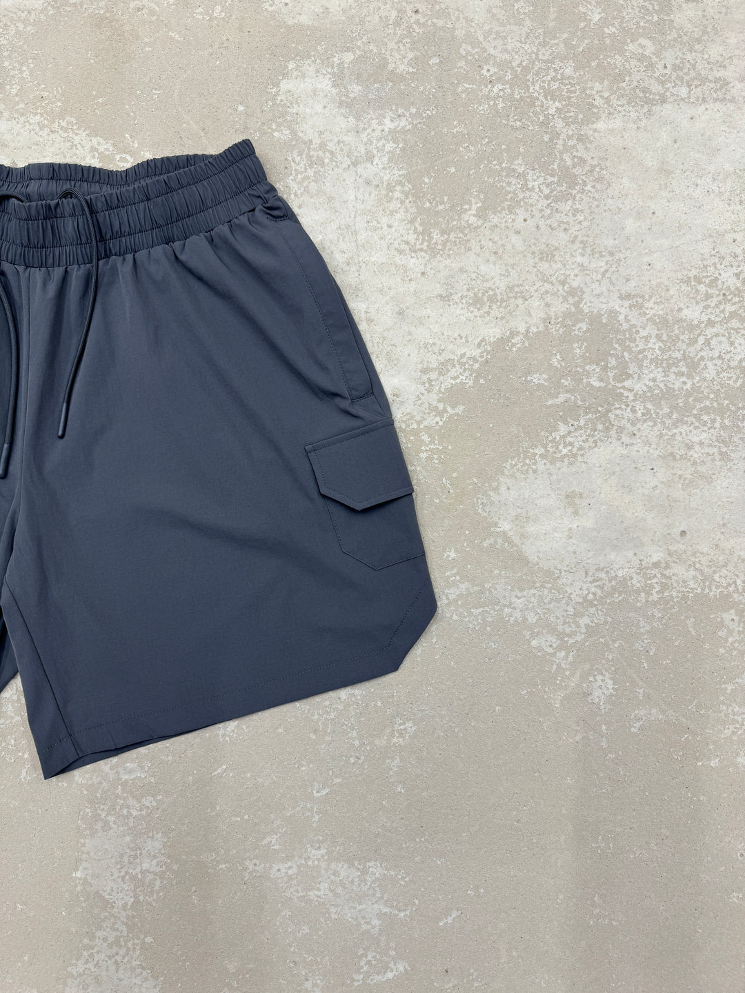 Utility Cargo Shorts - Graphite Grey